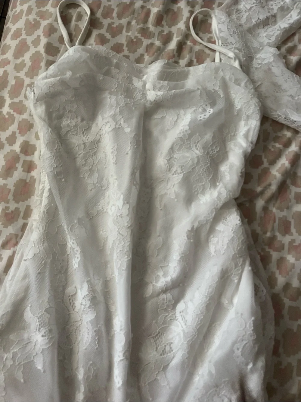 Missguided White Lace Asymmetric Maxi Dress - Picture 3 of 4